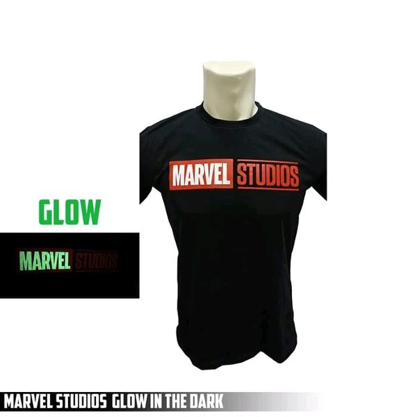 Kaos Marvel Studio Nyala dalam gelap