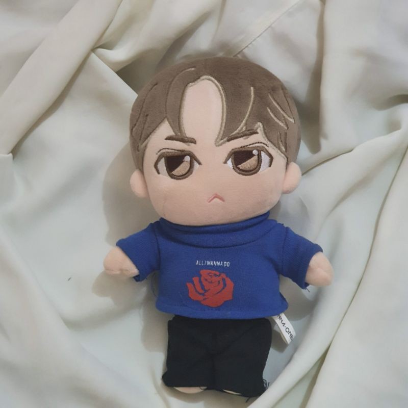 Doll Bae Jinyoung Wanna One