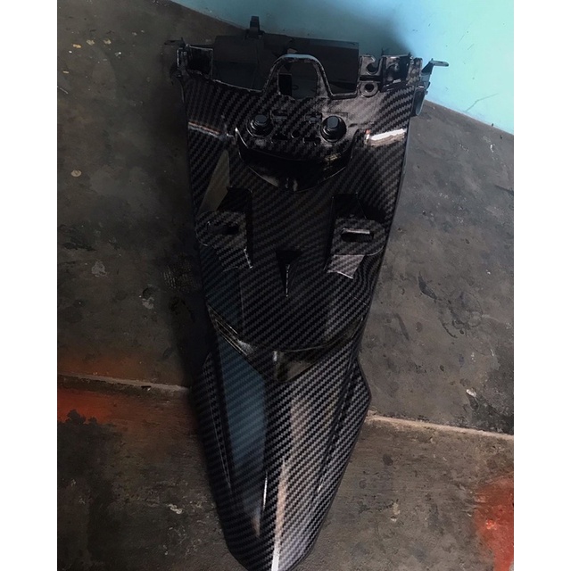 Spakbor Belakang Xride125 Original yamaha carbon