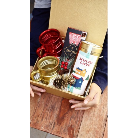 

Hampers Natal Tahun Baru Christmas New year gift - Crimson Gold