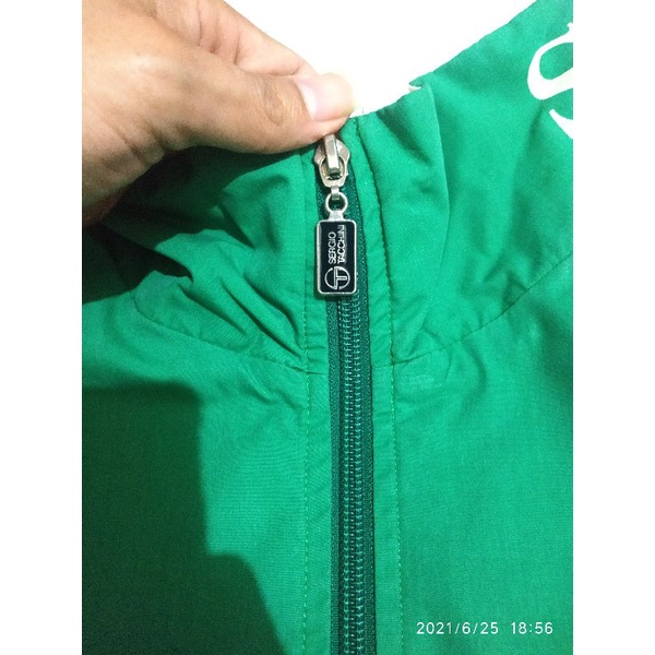 jaket sergio tacchini
