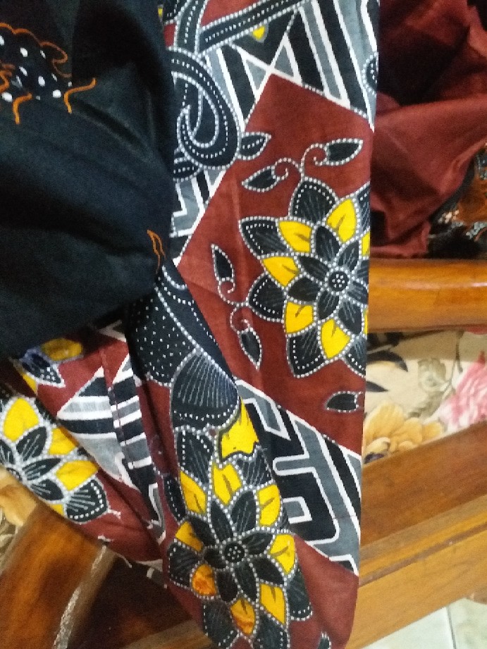 Boleh Pisah Couple Atasan Blus Batik Wanita Modern Halus Dolby Kombinasi Brokat Polos