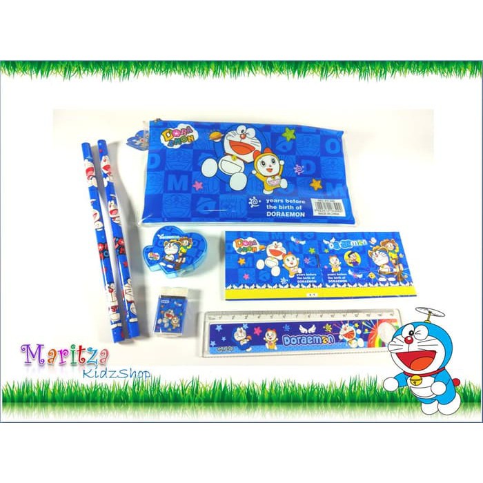 

TERMUURAAH, Stationery study set dompet karakter Doraemon .