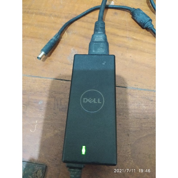 Adaptor charger bekas Netbook Dell 3162 (P24T)