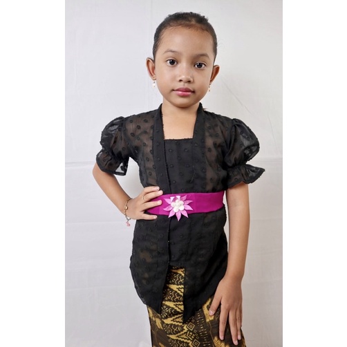 Kebaya Anak Terbaru Uragiri - Kebaya anak Bali - kebaya anak Bet - kebaya anak kutubaru - kebaya anak lengan kerut