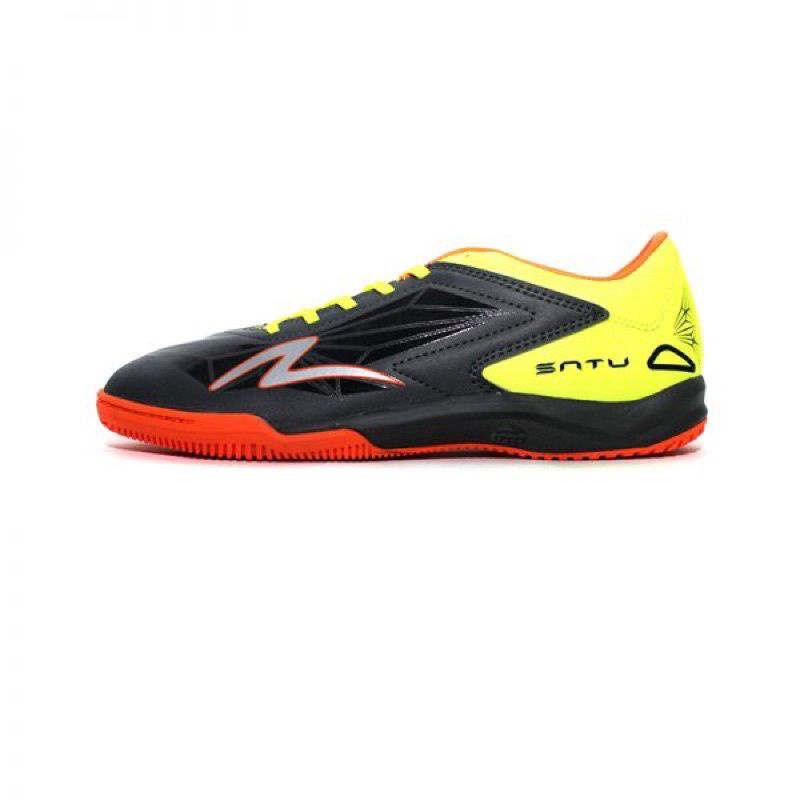 SEPATU FUTSAL SPECS ACCELERATOR SATU