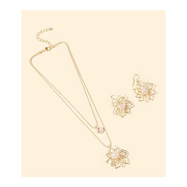 LRC Perhiasaan Set Fashion Gold Color Geometric Flower Diamond Pearl Necklace Earring Set P14850