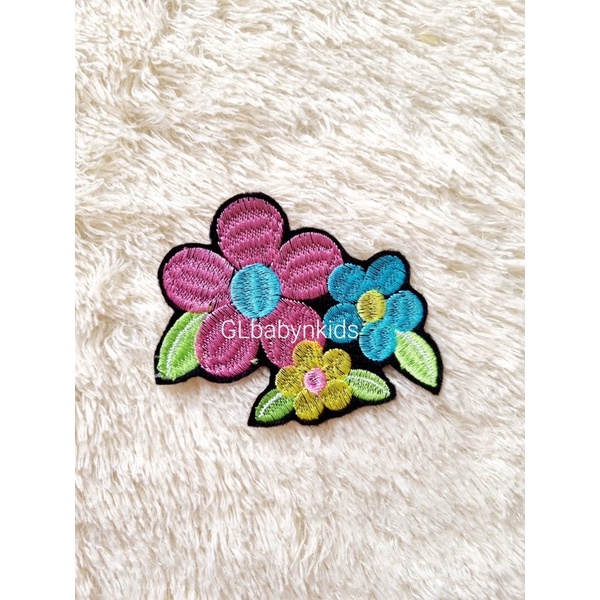 Aksesoris Patch Emblem Bordir Jahit / Tempel Bunga Halus