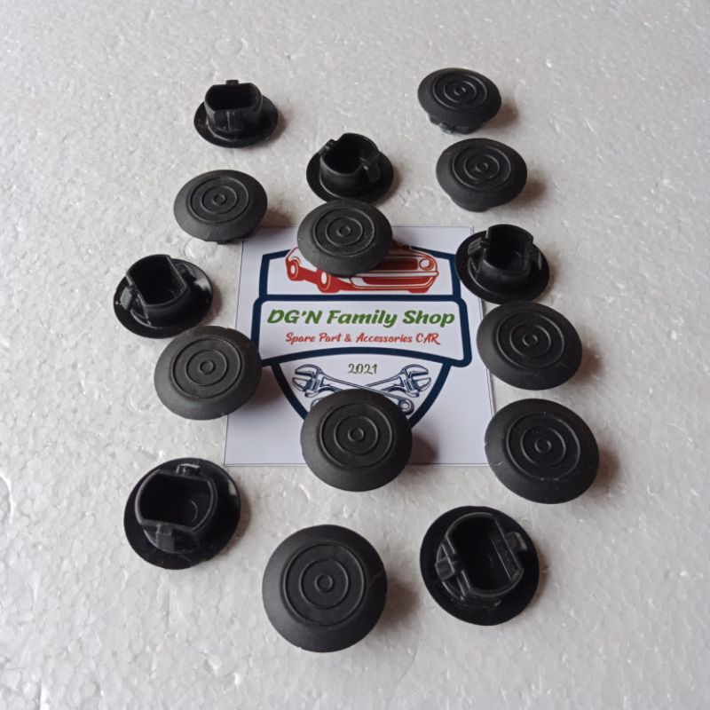 Cover Plastik Tutup Lobang Body Kit Mobil Avanza - Xenia Original