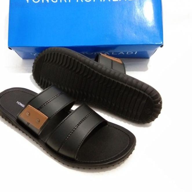 ➫ Sandal yongki komaladi pria casual terbaru ✶
