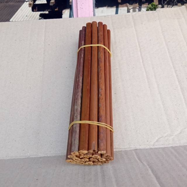 

1 ikat bahan pena hamdam isi 25 pcs.