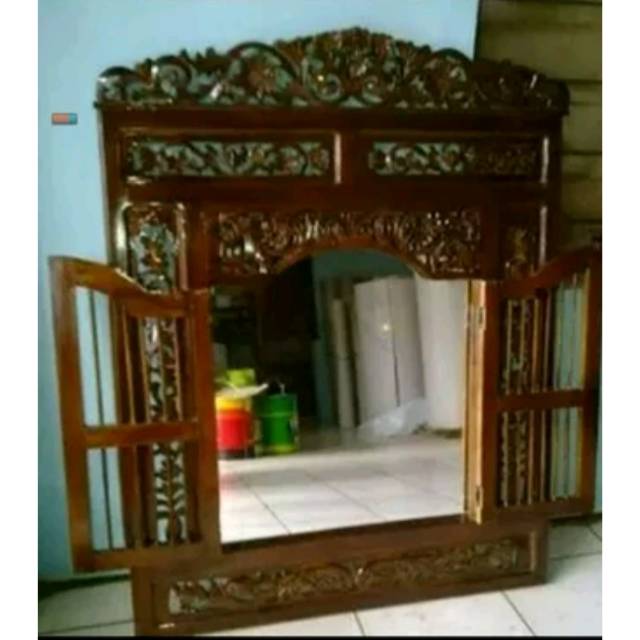 Jendela krepyak pigura cermin hias ukir jati Jepara