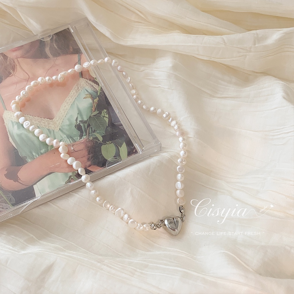 YEEZII Kalung Choker Magnetik Dengan Liontin Manik-Manik Mutiara Bentuk Hati Untuk Wanita