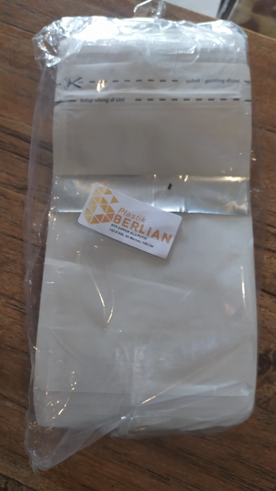 Standing Pouch Putih White Doff Klip Zipper 500 Promo 14 X 23 Isi 100