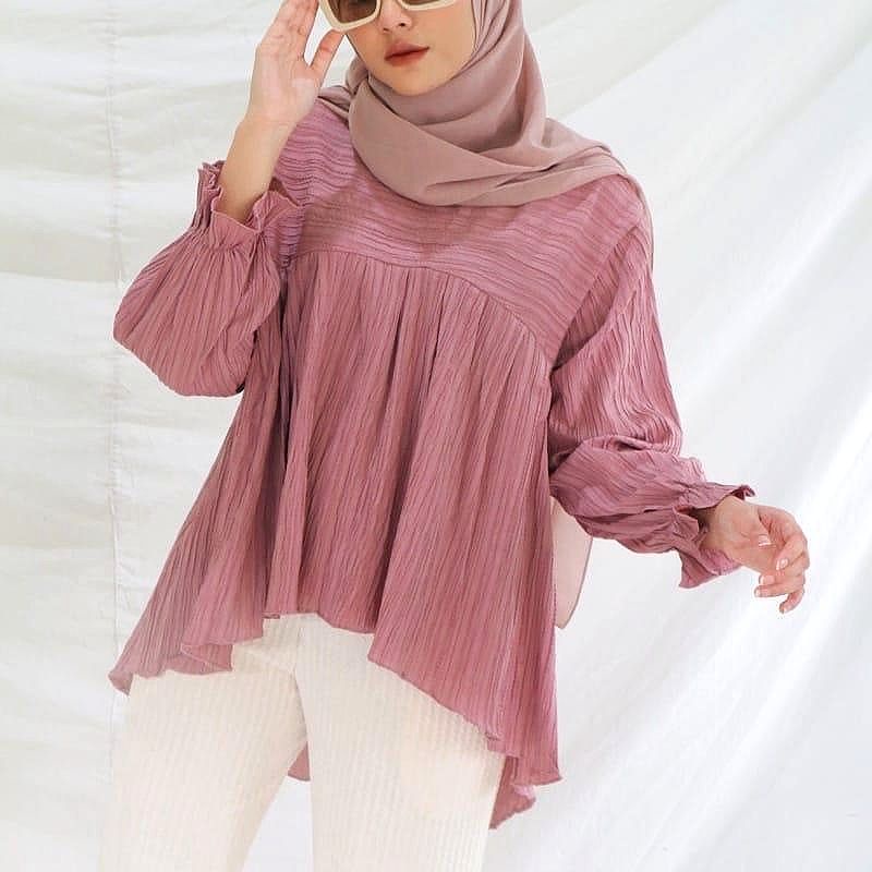 Yura Blouse Lady Crinckle Moria Blouse