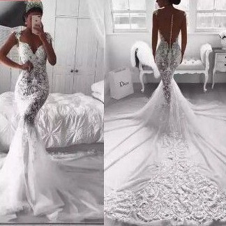 NEW WEDDING DRESS/MERMAID GOWNn/ mermaid dengan wedding gown yang  brocade mewah dress