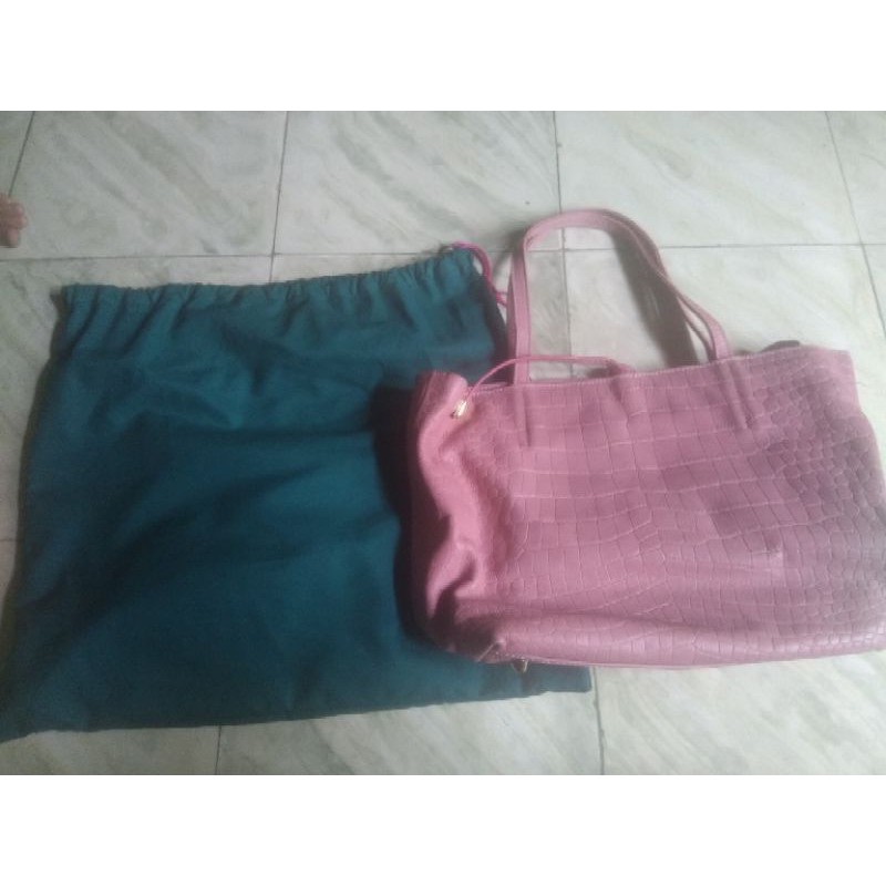 preloved tas kulit lokal merk Alexander Gwen