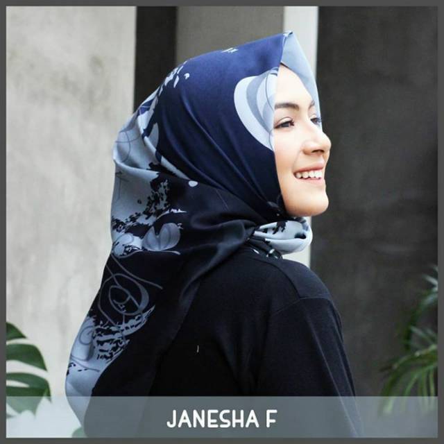 Hijab artis zaneva janesha F