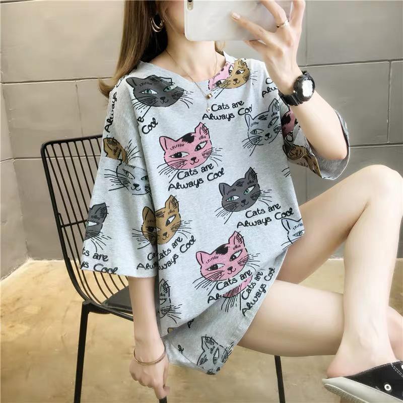 Oversize Tee Tshirt Model Longgar Untuk Wanita Motif Meow