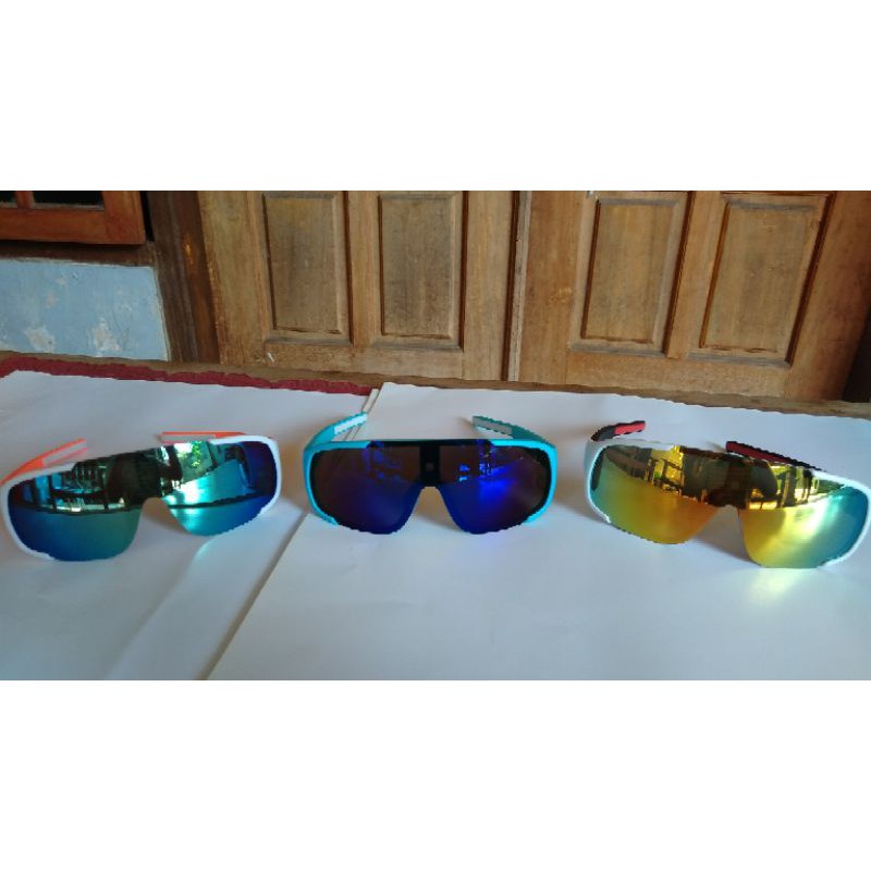 Kacamata sepeda gowes