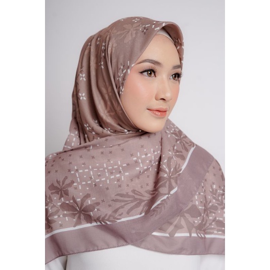 ELZATTA KERUDUNG HIJAB SEGI EMPAT MOTIF TERBARU 2022 KAILA ARALIA ELZATTA