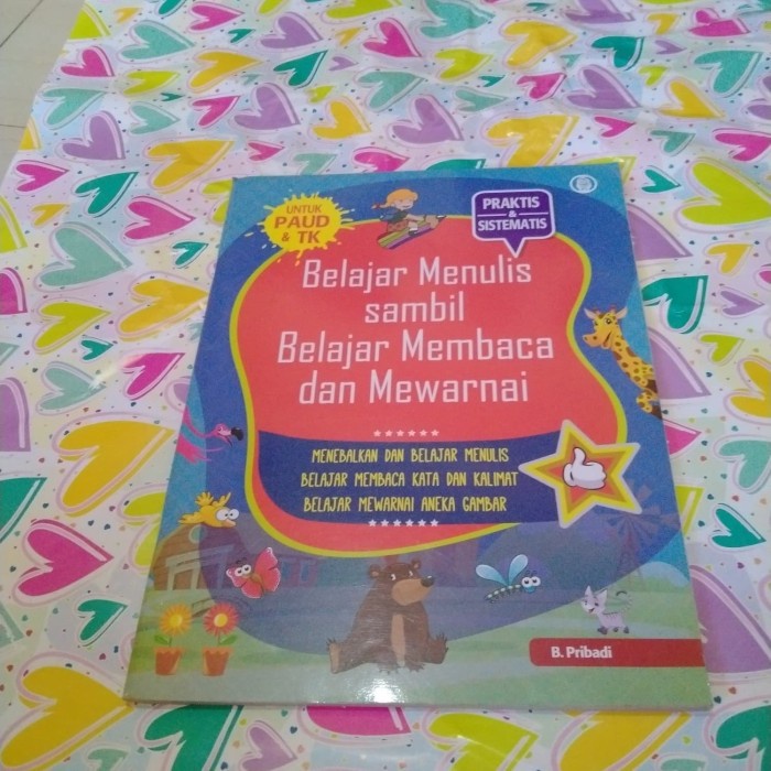 Buku Belajar menulis sambil belajar membaca dan mewarnai