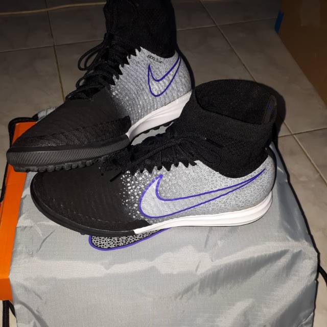 Nike magista x proximo turf