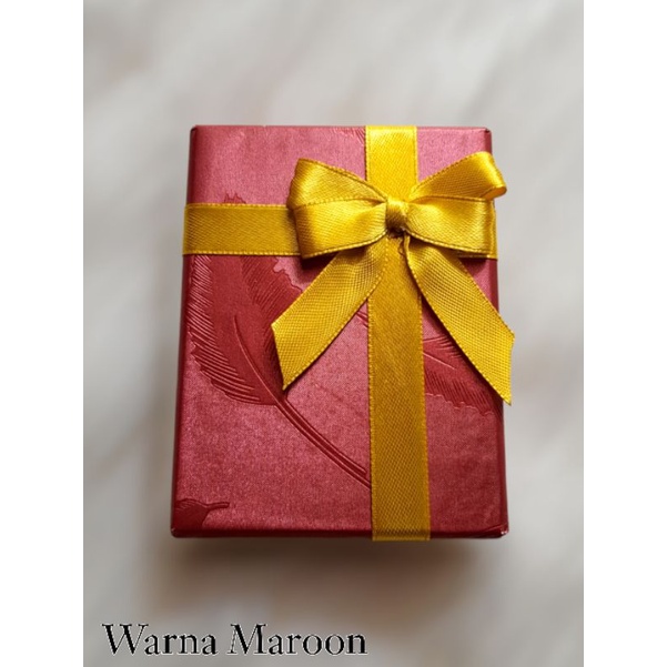 

Gift Box / Kado