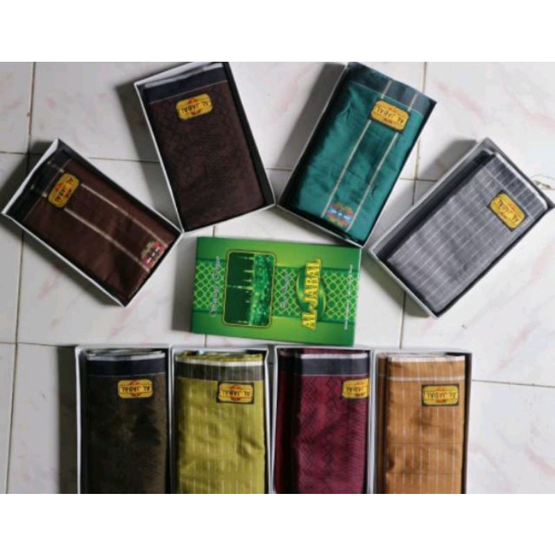 SARUNG TENUN AL-JABAL MOTIF WADIMOR