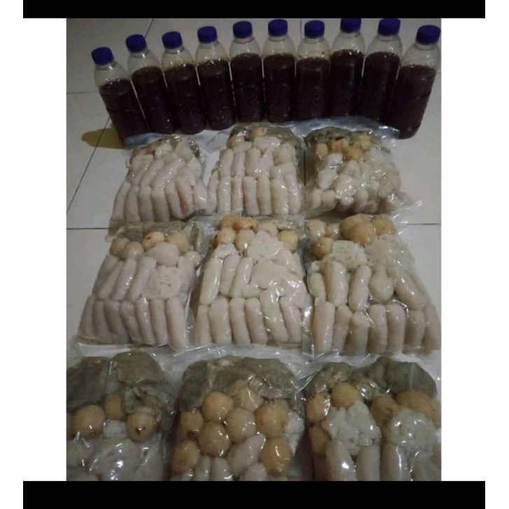 

Pempek ikan pika mix 20 PCX campur free cuka kental pedas