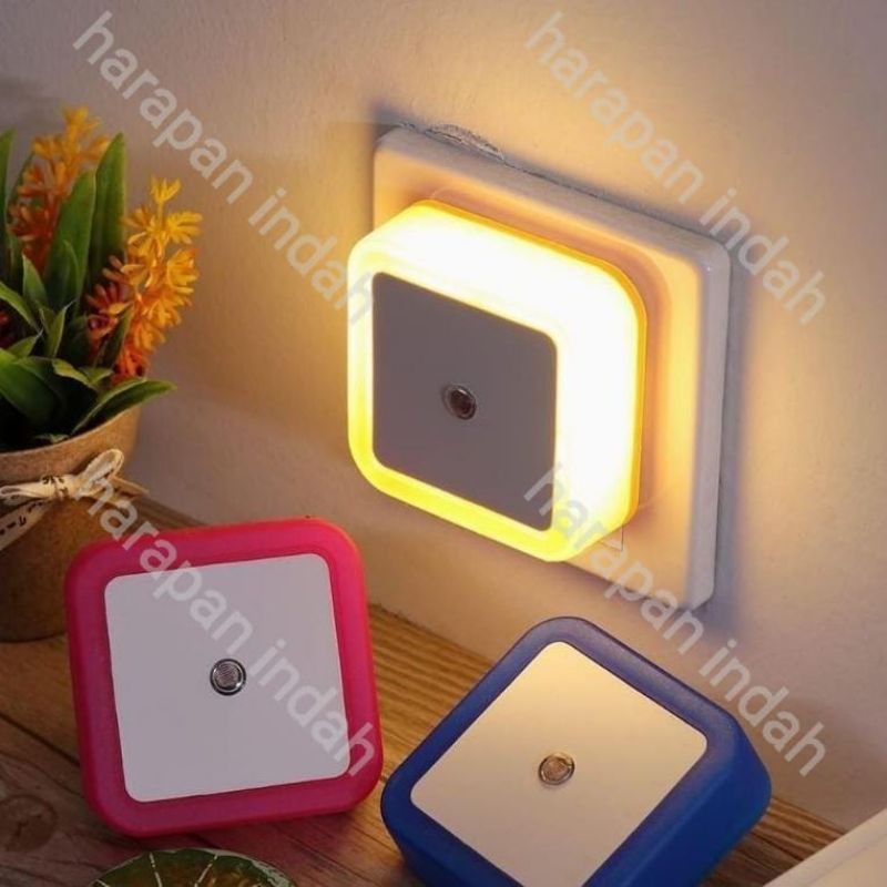 Lampu Tidur LED Kotak Lampu Dekorasi Ruangan Sensor Cahaya Night Light