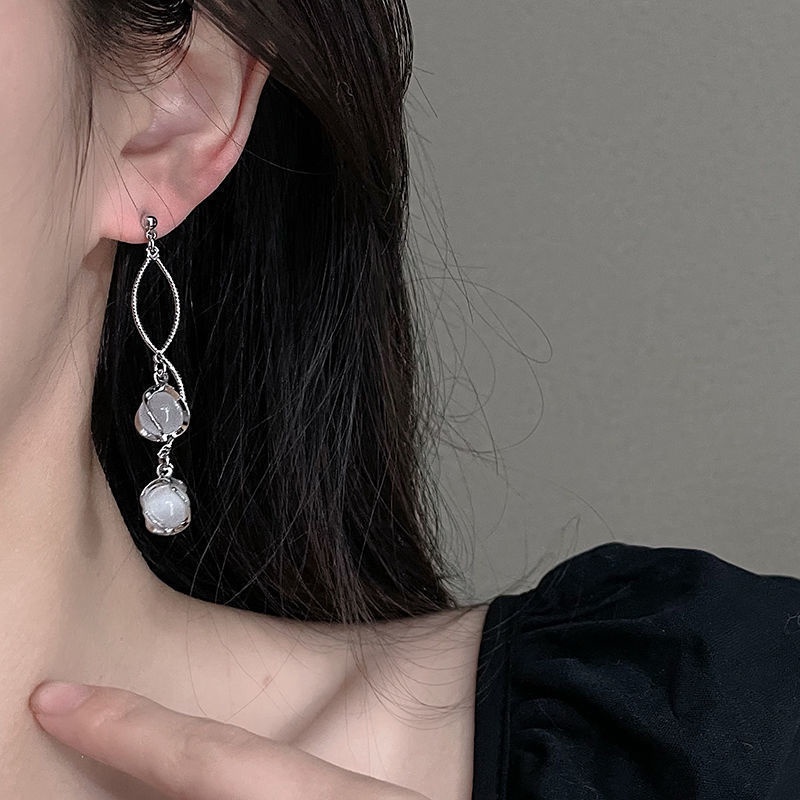 Anting Gantung Panjang Model Rumbai Opal Untuk Wanita