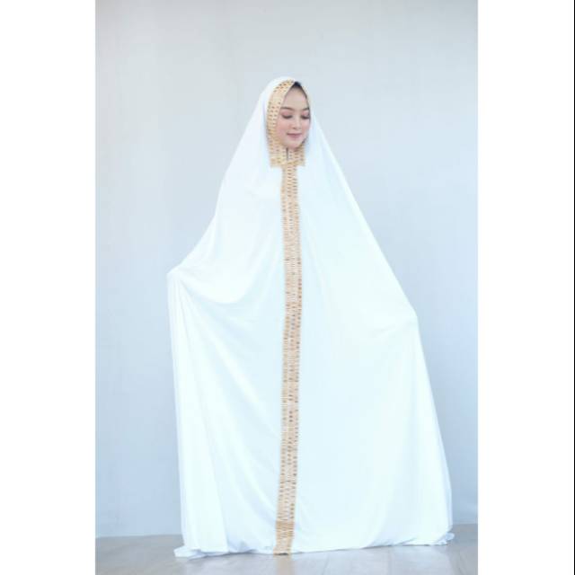 Mukena dubai terusan tanpa lengan spandek sutra renda blink gold putih terbaru