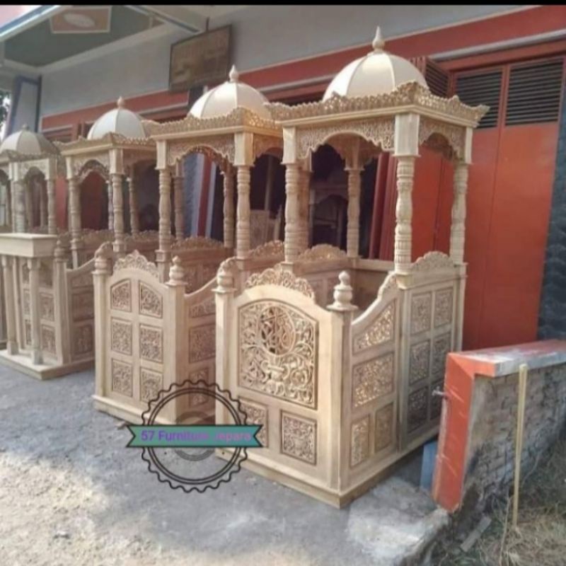 Mimbar masjid ukir Jepara - Podium khotbah besar kayu jati mentahan