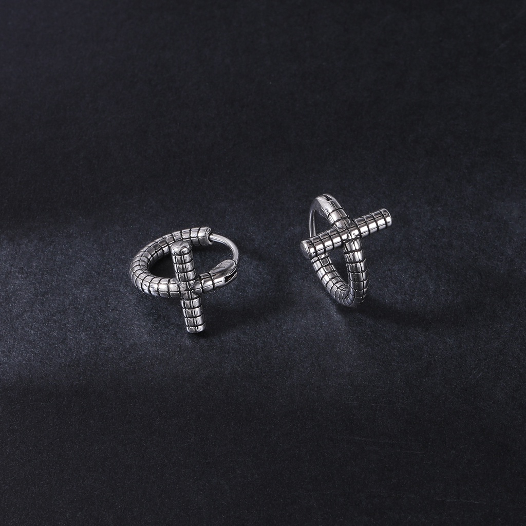 1 Pasang Anting Hoop Bahan Stainless Steel Desain Kerangka Salib Hati Naga Lingkaran Gaya Gothic Punk Vintage