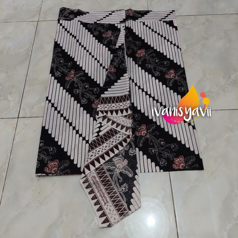 Sapit Urang - Motif Parang Kembang