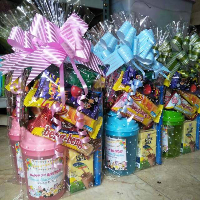 Paket snack ultah free desain tumbler Shopee Indonesia Paket snack ultah free desain tumbler Shopee Indonesia