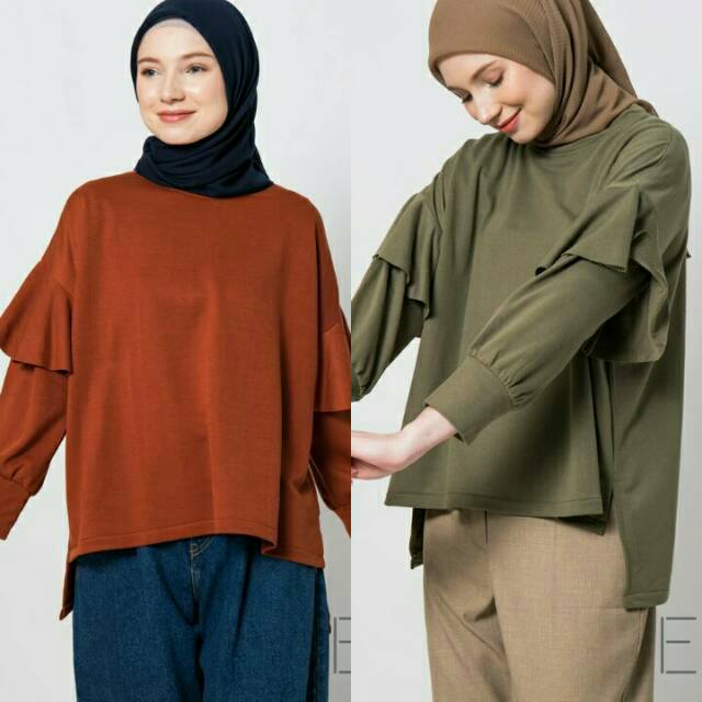 Texa Sweatshirt by Aleza Label