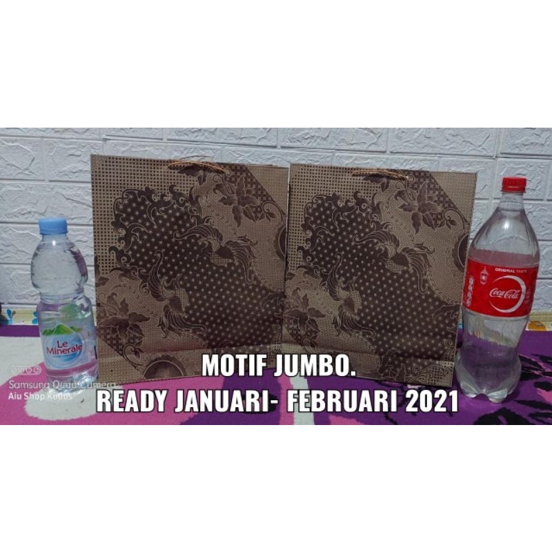 

Paperbag Motif - Size Jumbo (uk 26x8x31) Minimal Order 20 pcs