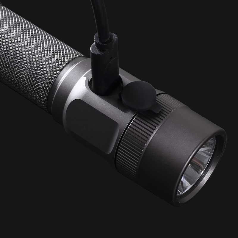 JETBeam KO-03 Senter LED EDC Flashlight CREE SST-70 2400 Lumens