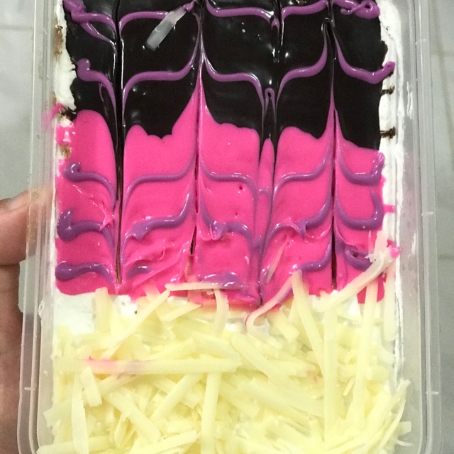 

Cake Lumer CoRyJu (Coklat, Strawberry, Keju) Box 650ml