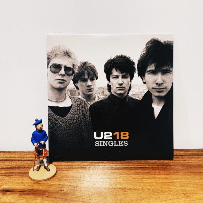 piringan hitam / vinyl / LP U2 - U218 singles