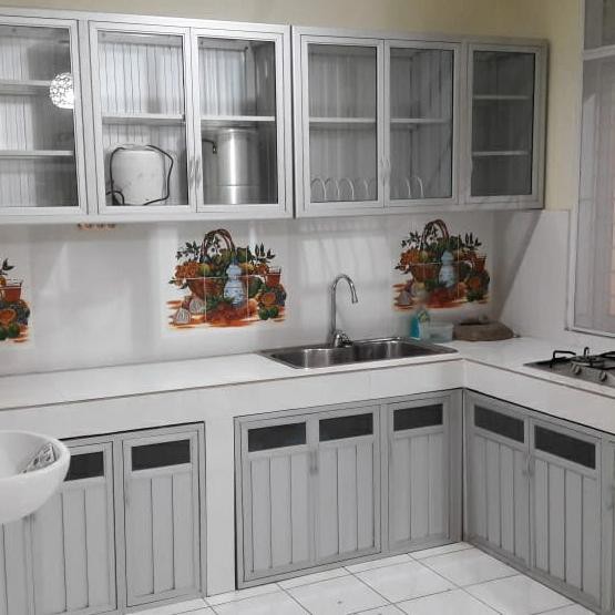 Kitchen Set Aluminium/Lemari Dapur Atas/Lemari Dapur Bawah. Fiandnada