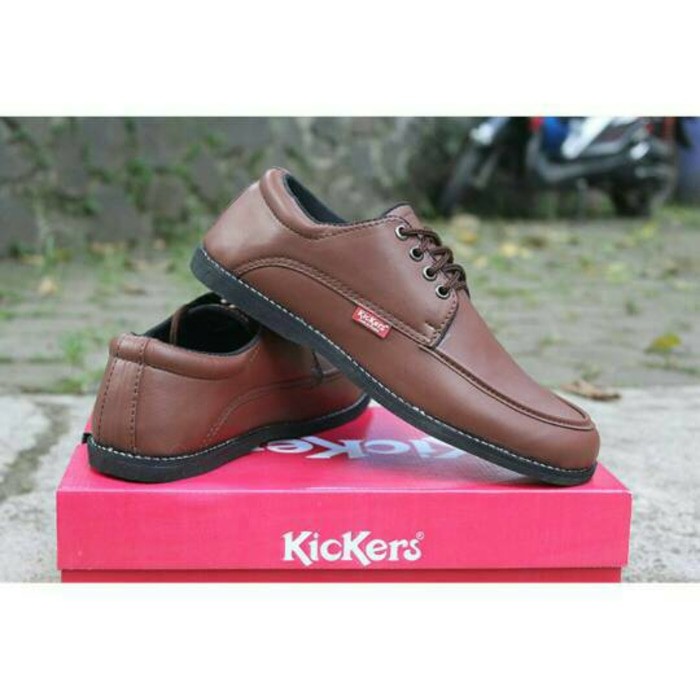 HOT SALE  sepatu casual pria kickers illidan brown