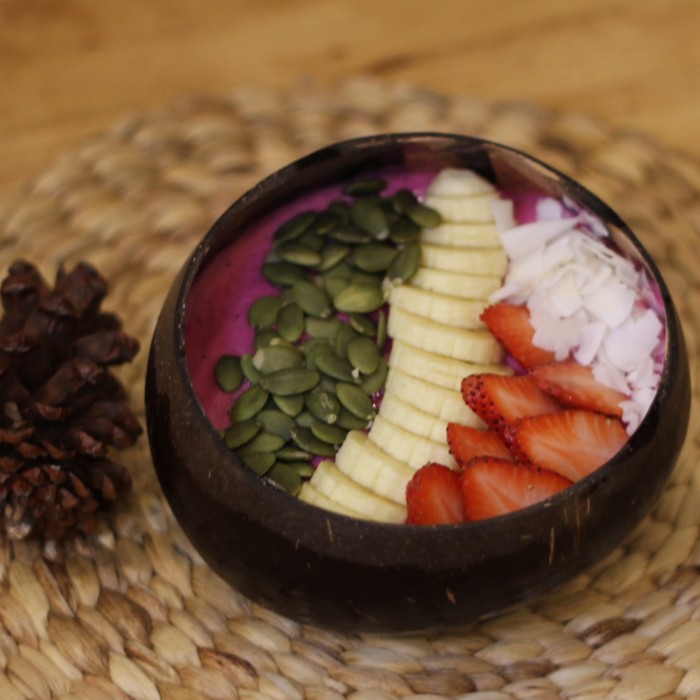 

Smoothies Pink Lava Smoothie in Bowl Makanan Sehat Makanan Diet Organik Healthy Food