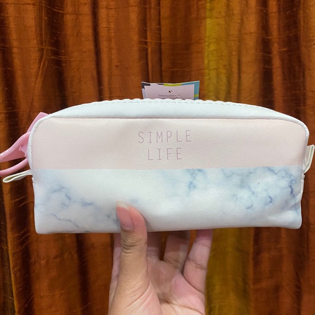 

Tempat Pensil Marble
