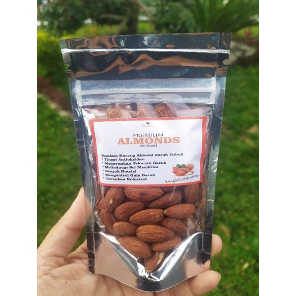 

Kacang Almond Almond Roasted | Almond Panggang Kupas | Roasted Almond 50 gr | Shalih Herbal