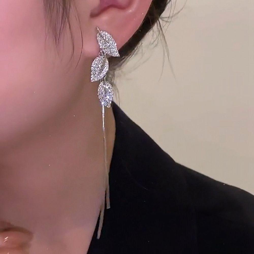 Agustinina Anting Hati Gadis Kreatif Berlian Imitasi Anting Berlian Cahaya Mewah Anting Panjang Anting Perempuan Anting