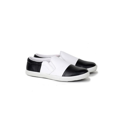 Sepatu Casual HRCN H 5077
