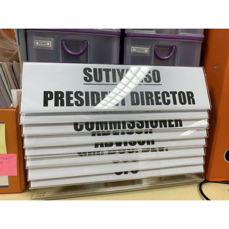 

Acrylic name tage/papan nama meja 7x30 2 sisi